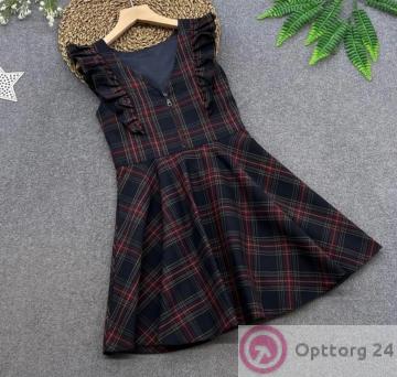 Сарафан школьный в клетку зелёного цвета  купить оптом