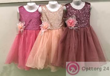 Платье детское для девочки с красивым цветком купить оптом