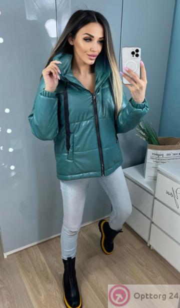 Куртка женская демисезонная из эко/кожи с капюшоном купить оптом