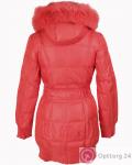 Женский пуховик красного цвета с красным мехом на вороте купить оптом